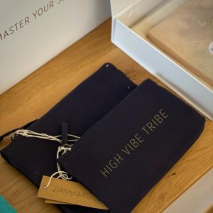 Sammler:in, Täschchen M